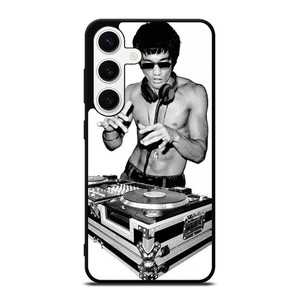 BRUCE LEE DJ Samsung Galaxy S24 Case Cover BRUCE LEE DJ Samsung Galaxy S24 Case Cover