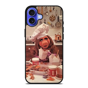 MUPPETS MISS PIGGY KITCHEN iPhone 16 Case Cover