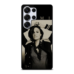 DEMI LOVATO POSE Samsung Galaxy S25 Ultra Case Cover