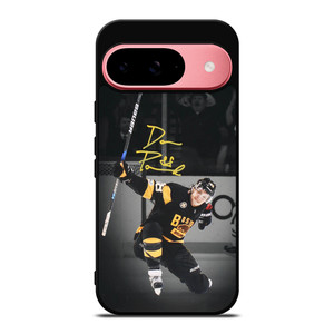 BOSTON BRUINS DAVID PASTRNAK CELEBRATION Google Pixel 9 Case Cover