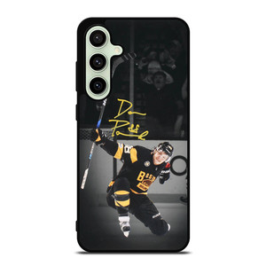 BOSTON BRUINS DAVID PASTRNAK CELEBRATION Samsung Galaxy S24 FE Case Cover