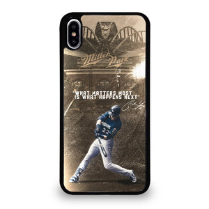 CHRISTIAN YELICH MILWAUKEE BREWERS QUOTE iPhone XS Max Case Cover CHRISTIAN YELICH MILWAUKEE BREWERS QUOTE iPhone XS Max Case Cover