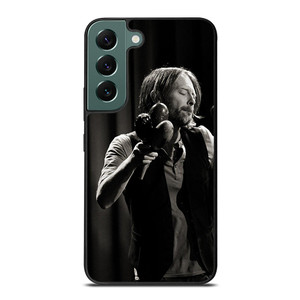 TOM YORKE RADIOHEAD SINGER Samsung Galaxy S22 Case Cover TOM YORKE RADIOHEAD SINGER Samsung Galaxy S22 Case Cover