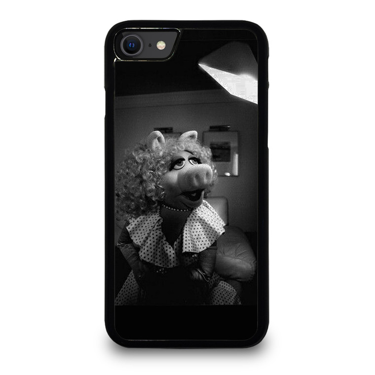 THE MUPPETS MISS PIGGY iPhone SE 2022 Case Cover