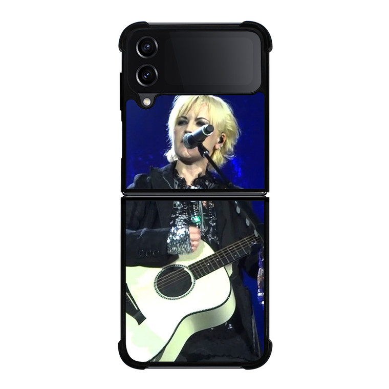 DOLORES O'RIORDAN Samsung Galaxy Z Flip 4 5G Case Cover