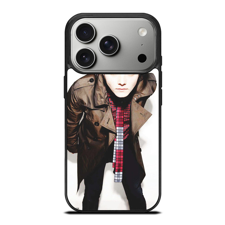 GERARD WAY MCR SINGER iPhone 17 Pro Case Cover