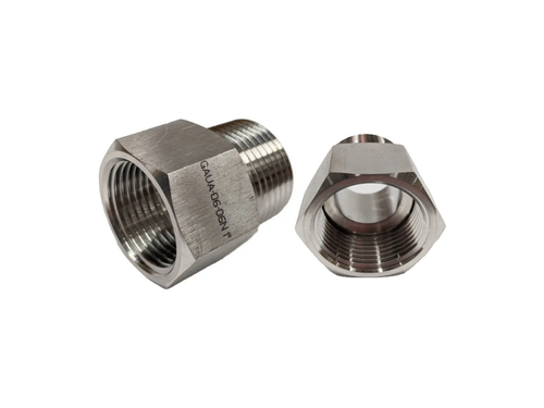 Ultramax NPT Female To BSP Male Crossover Adaptor - Stainless Steel | NCONSS32