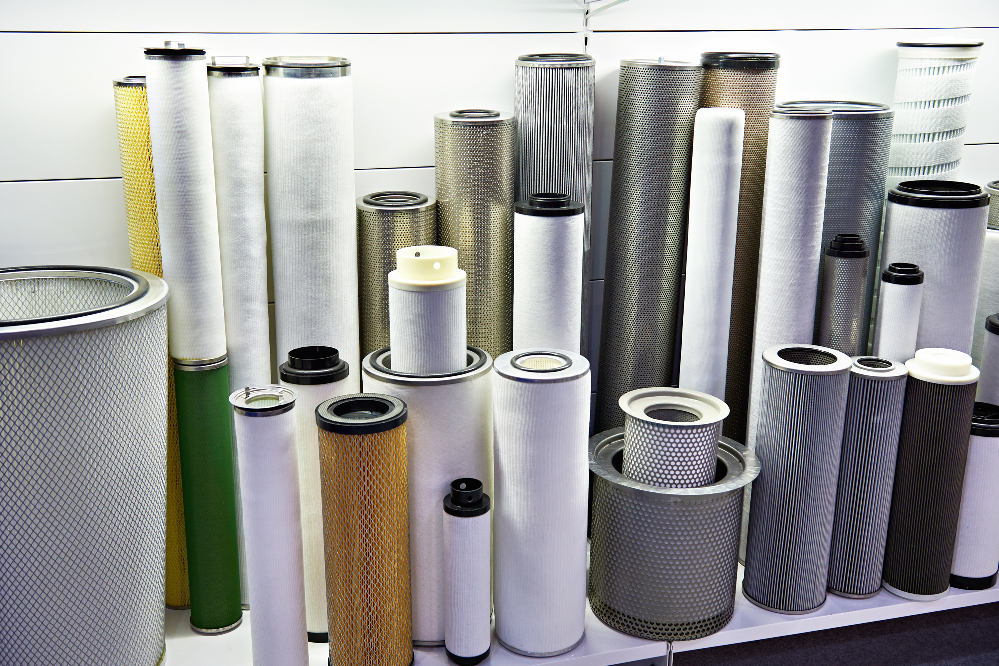 Industrial filter elements and cartridges for compressed air and gas filtration applications.