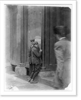 Kibbe's Candy Factory. Freddie Reed, 14 years, Hayden St., been working a few months. Left school this year as soon as he reached the legal work age. Is earning $ 4.00. Location: Springfield, Massa