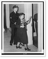 Two Gun" Bessie enters Dies Committee hearing", Historic Print