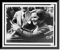 Gertrude Ederle makes triumphant return to New York, her home town, after channel swim, Antique Poster