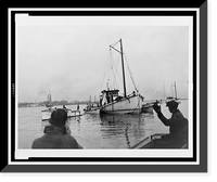 Historic Framed Print, Chesapeake Bay, Md., 1937, Buy Boats" near Annapolis These runners from the packinghouse would anchor among a fleet of the tongers and buy [...].",  17-7/8" x 21-7/8"