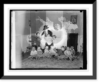 Historic Framed Print, Mrs. Edward T. Sanford, at nieghborhood house, 11/4/25,  17-7/8" x 21-7/8"