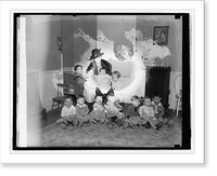 Historic Framed Print, Mrs. Edward T. Sanford, at nieghborhood house, 11/4/25,  17-7/8" x 21-7/8"