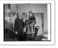 Miss Virginia Seldon enrolling Sec. Mellon in Red Cross, 11/18/25, Vintage Print