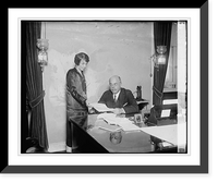 Rep. Longworth & secretary, Miss Mildred Reeves, 12/2/25, Antique Print