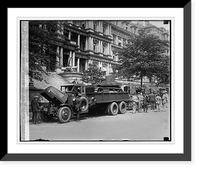 Good inspects auto aircraft gun, 5/24/29 - 2, Historic Print