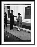 Black & White Photo - Carles Nolan collects from A.W. Gall, 1924