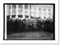 Historic Framed Print, Coolidge with Association for Advancement of Science, 12/31/24,  17-7/8" x 21-7/8"