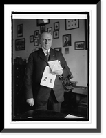 Rep. R.G. Fitzgerald with linen from Queen of Belgium, 1/15/25, Historic Reproduction