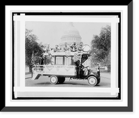 Semmes Motor Co., Washington, D.C., Liberty Loan Com. with clowns at Capitol, Vintage Poster