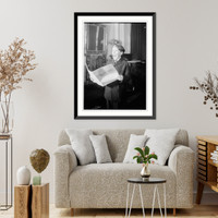 Inurray singing Queen of Night Classic, Historic Reproduction