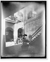 Court yard of home of Mrs. M.E.M. Mary Evelyn Moore Davis, New Orleans, La., Jackson's old headquarters, Historic Reproduction