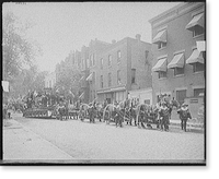 Bi-centenary celebration, floral clock, Hiram Walker & Co. float, Detroit, Mich, Antique Poster