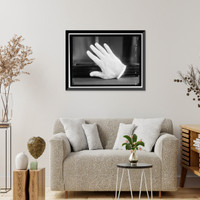 PLASTER CAST OF HAND OF BRYAN, WILLIAM JENNINGS. REP. FROM NEBRASKA, 1891-1895; SECRETARY OF STATE, 1913-1915, Antique Wall Art