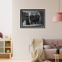 Historic Framed Print, BOARDMAN, MABEL, MISS; TAFT, WILLIAM HOWARD; MURRAY, ARTHUR, BRIG. GEN., U.S.A.; MOORE, JOHN BASSETT, COUNSELOR OF STATE DEPARTMENT. RED CROSS; LUNCHEON,  17-7/8" x 21-7/8"