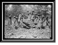 NATIONAL EMERGENCY WAR GARDENS COM. GIRL SCOUTS GARDENING AT D.A.R. - 6, Antique Poster