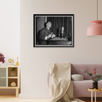 Philippine president broadcasts to home folks. Washington, D.C., April 5. President Manuel Quezon of Philippine Commonwealth broadcast from Washington today to his fellow-countrymen in Manila. Heri