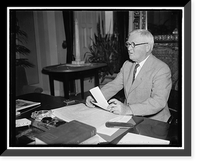 V.P. back on job. Washington D.C. July 20. Appearing well rested from a vacation at his Texas home, Vice President Garner resumed his duties as presiding officer of the Senate today. - 2 Classic Wa