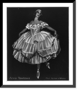 Anna Pavlova, 1885-1931, in einer Biedermeierszene Classic, Antique Wall Art