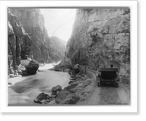 Antique Scenic Print - Yellowstone - National Park: Shoshone Canyon