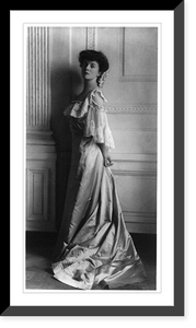 Historic Framed Print, [Alice Roosevelt Longworth, full-length portrait, standing, facing left],  17-7/8" x 21-7/8"