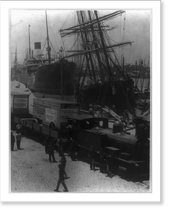 Black & White Photo - Argentina - Buneos Aires - Historic Wall Art Gift