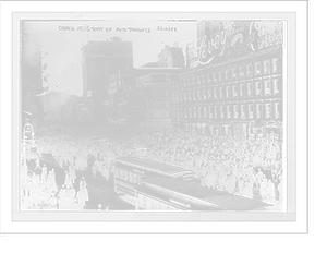 New York - Paris race: crowd at beginning, New York, Historic Reproduction