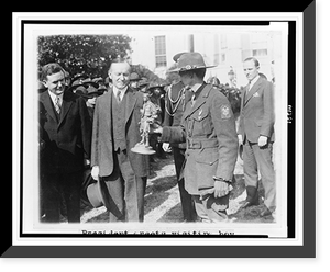 President greets visiting boy scouts. 1500 boy scouts from N.Y., N.J., & Conn. making annual pilgrimage to the Capitol being greeted at the White House by President Coolidge Vintage Wall Art Print