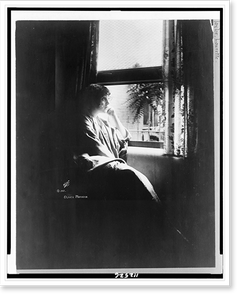Historic Portrait - Laurette Taylor, full-length portrait