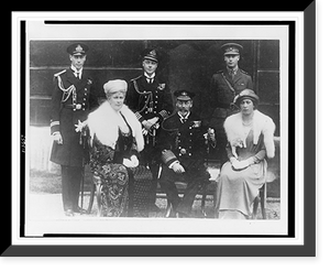 Latest photo of the king and queen and family of Great Britain, Vintage Print