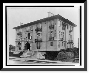 Vice Presidential homes. Mansion of Mrs. John B. Henderson. Exterior.Underwood & Underwood, Washington, Antique Poster