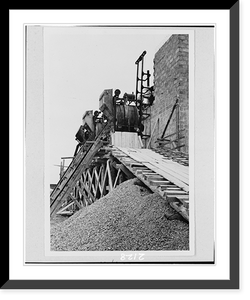 Historic Framed Print, Mehrst&ouml;ckiger Leitstand f&uuml;r Batterie-Anlage am Strand, im Bau,  17-7/8" x 21-7/8"