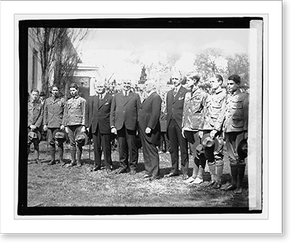 Antique Architecture - White House - Harding and group outside, 1921