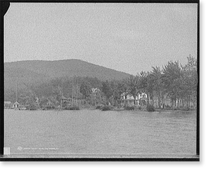 Vintage Building Photo - Lake George - Hulett House, N.Y