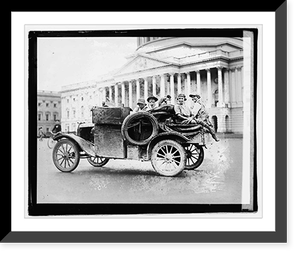 Unidentified persons in automobile in front of Capitol building, 9/21/21 Classic, Vintage Print