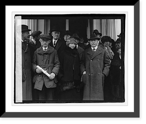 Historic Framed Print, [Group of unidentified men and women], 12/7/22,  17-7/8" x 21-7/8"