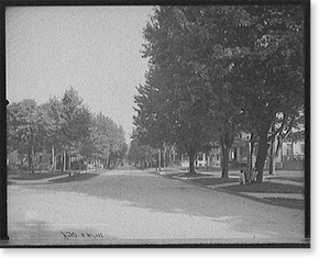 Vintage Street Scene - Saginaw, Michigan - South Weadock Avenue