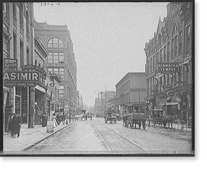 Vintage Street Scene - St. Paul, Minnesota - Wahasha Wabasha Street