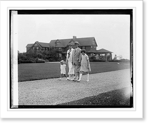 Black & White Photo - A. Atwater Kent with wife and daughters